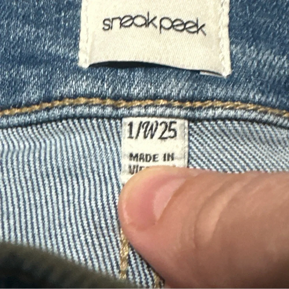 SOLD Sneak Peek Women’s Size 1 W25 Flare Jeans Light Wash Classic Casual - Picture 4 of 8